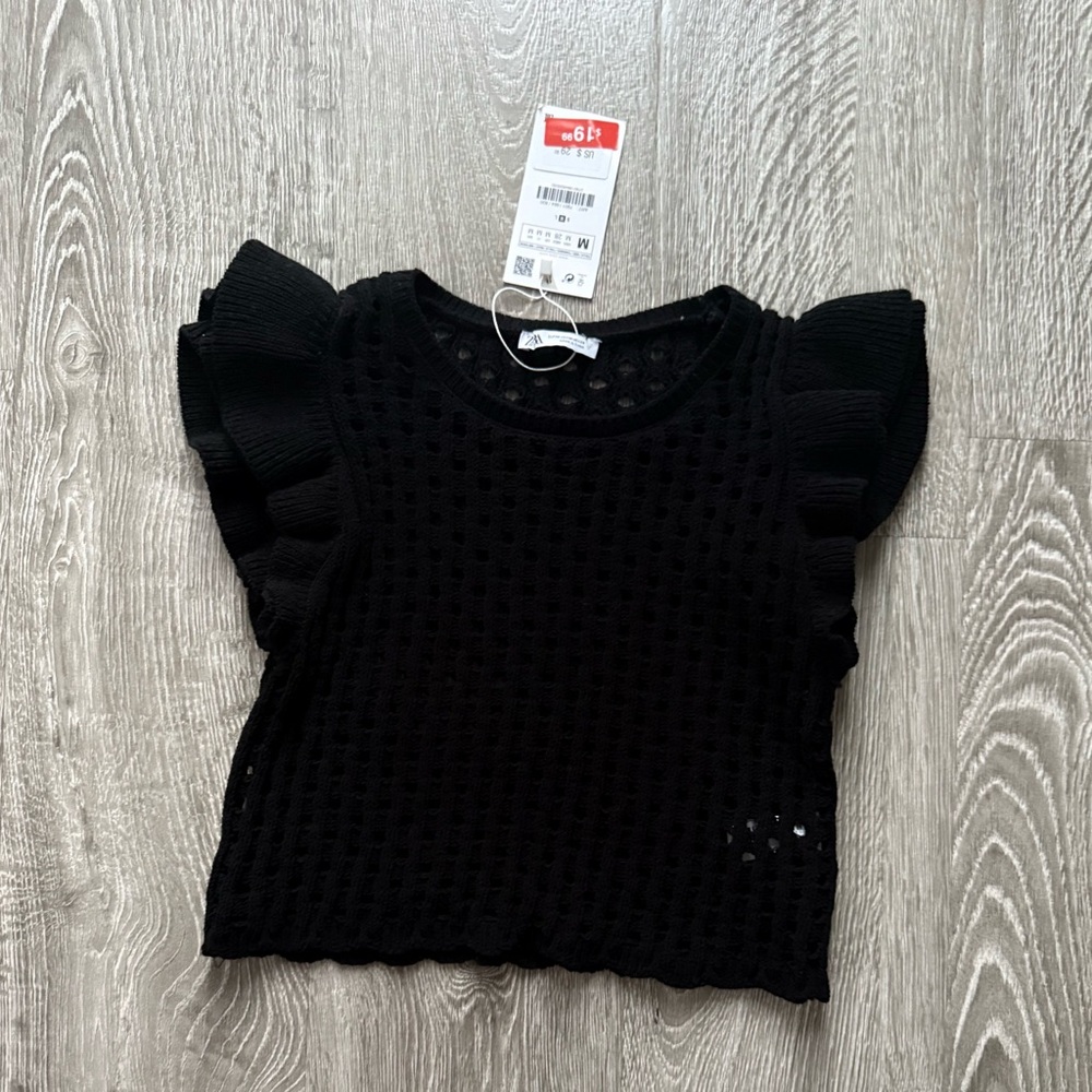 ZARA Black Textured Ruffle Sleeve Top